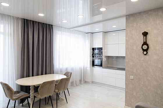 Продаж Квартира 3-кімнатна, 9/10 поверх на вул. Лосівський Kharkiv