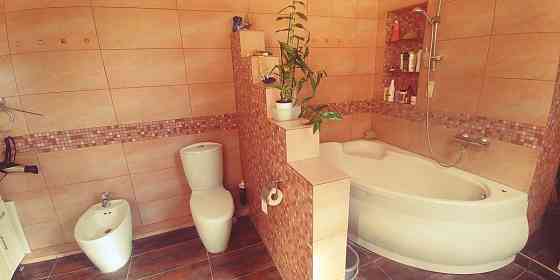 Продаж Квартира 3-кімнатна, 3/3 поверх на вул. Левицького Костя L'viv