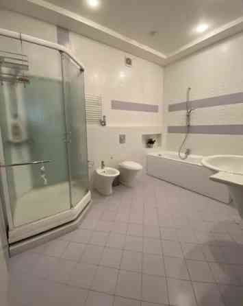 Оренда Квартира 4-кімнатна, 5/8 поверх на Каркашадзе пер., 3/1 Одеса