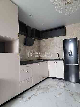 Продаж Квартира 2-кімнатна, 8/9 поверх на вул. Лева Ландау Харьков