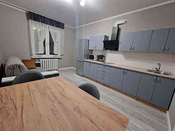 Оренда Квартира 1-кімнатна, 7/25 поверх на Урлівська, 36 Київ