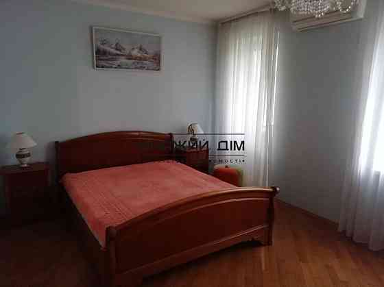 Продаж 3-х кім. квартири біля м.Лівобережна. Код об’єкту: 21145971 Київ