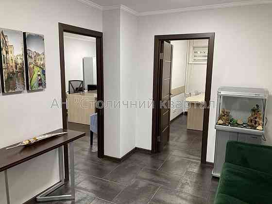 Оренда офісне приміщення на Хорива вул., 34 приміщень - 4, поверх - 1/4 Киев