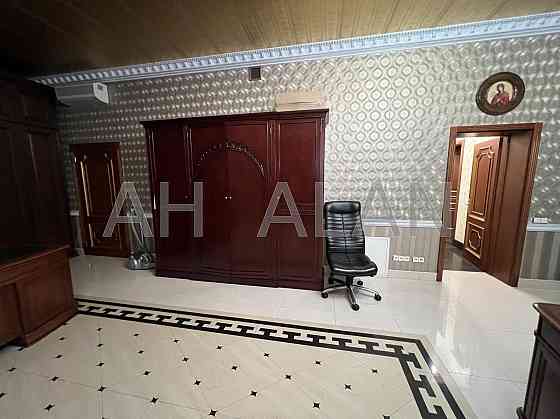 Оренда Будинок на вул. Євгена Чикаленка Kiev