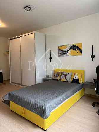 Оренда Квартира 1-кімнатна, 1/4 поверх на Практична, 2 Kiev