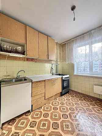 Продаж Квартира 2-кімнатна, 7/10 поверх на Червоної Калини вул., д. 38Б Киев