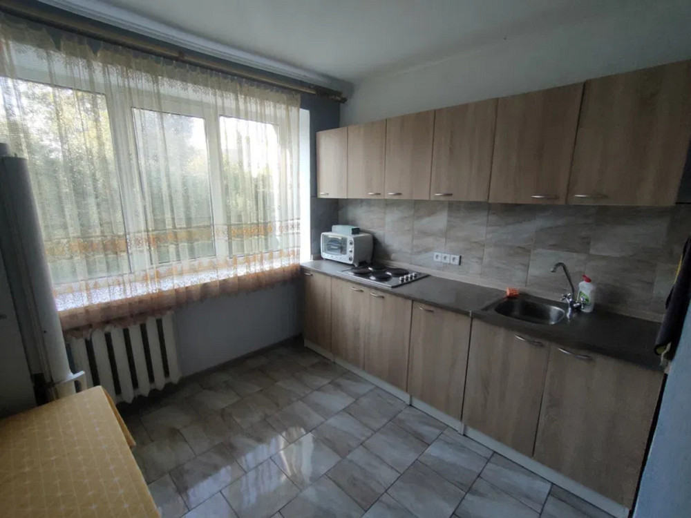 Оренда Квартира 1-кімнатна, 3/5 поверх на Любомира Гузара, 9а Kiev - photo 1