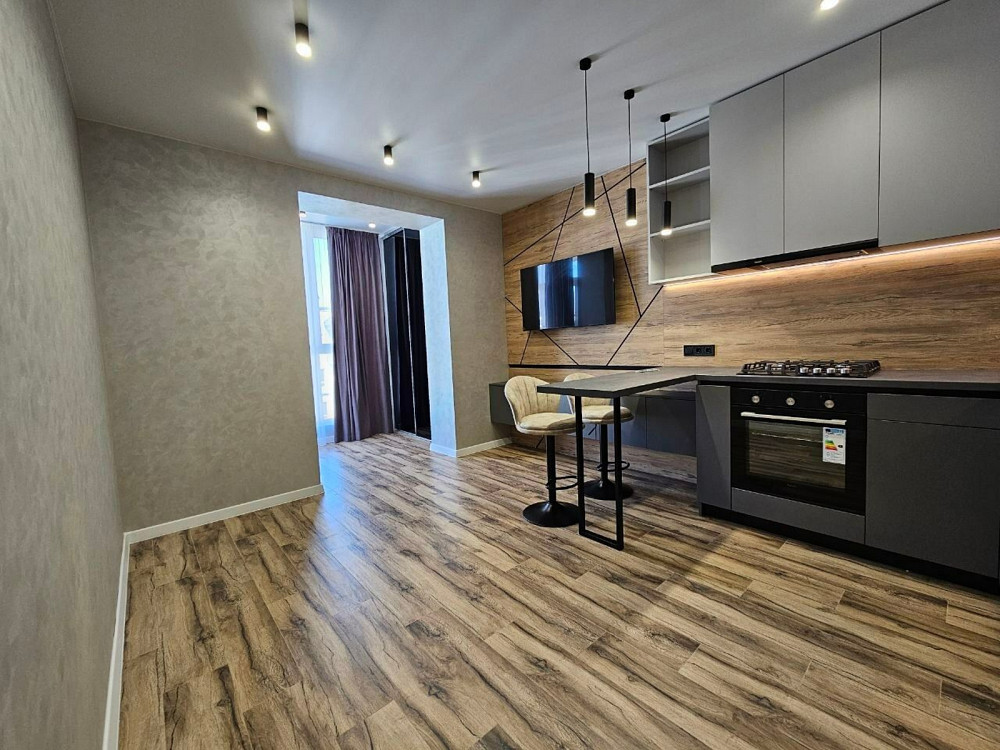 Продаж Квартира 1-кімнатна, 10/10 поверх на Содружества ул., 6 Дніпро - фото 1