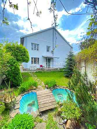 Продаж Будинок 8-кімнатний на вул. Роганська Харьков