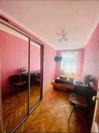 Продаж Квартира 1-кімнатна, 5/5 поверх на вул. Новодарницька, 23 Киев