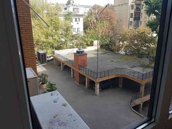 Оренда Квартира 3-кімнатна, 5/9 поверх на ул. Паньковская, 27 Київ