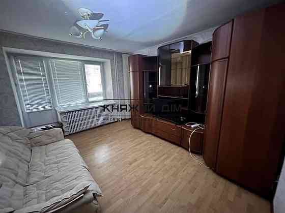 Оренда Квартира 2-кімнатна, 2/6 поверх на Лукьяновская ул. Kiev