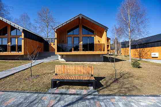 Продаж Квартира 2-кімнатна, 1/1 поверх на вул. Бориславська Східниця