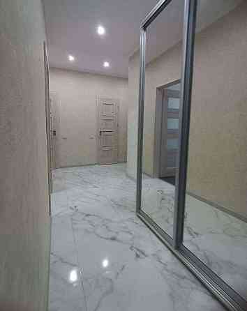 Продаж Квартира 3-кімнатна, 10/18 поверх на Жемчужная улица Одеса