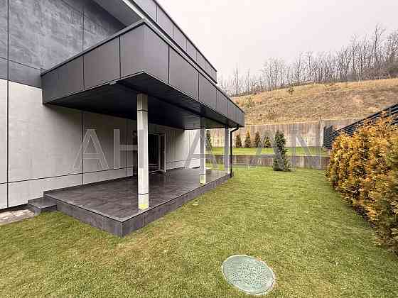 Продаж Будинок 5-кімнатний на Гайова вул., 1 Лісники