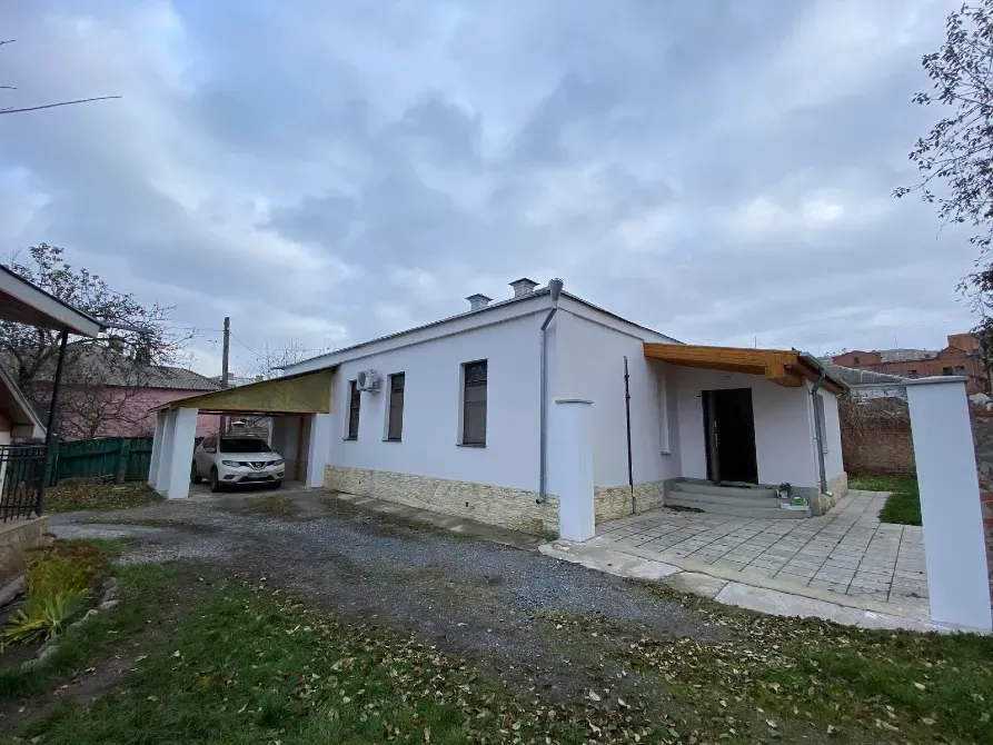 Продаж 1-поверховий Будинок з ділянкою 4 сот 142 кв.м 5 кімн.  Полтава - фото 1
