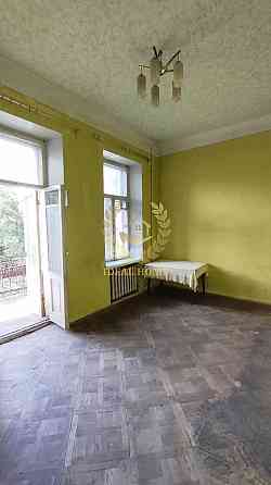 Продаж 2к квартири по вулиці Лабораторна Київ