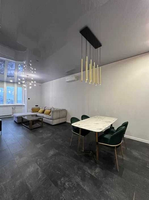 Продаж Квартира 2-кімнатна, 14/21 поверх на Лабораторна вул., д. 6 Київ - фото 2