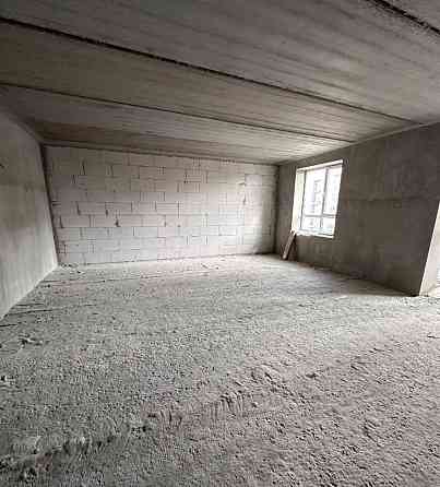 Продаж Квартира 2-кімнатна, 8/10 поверх на Семейная, 3 Дніпро