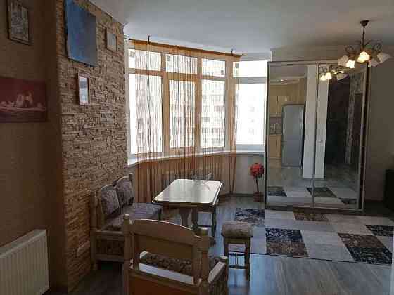 Оренда Квартира 1-кімнатна, 9/16 поверх на ул. Бориса Гмыри Kiev