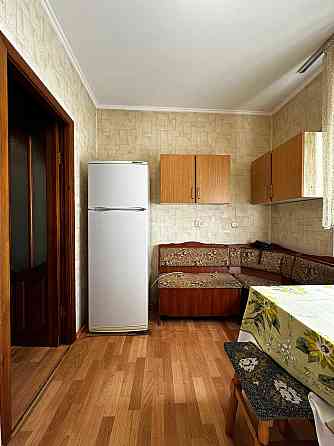 Оренда Квартира 2-кімнатна, 9/16 поверх на вул. Ревуцького Київ