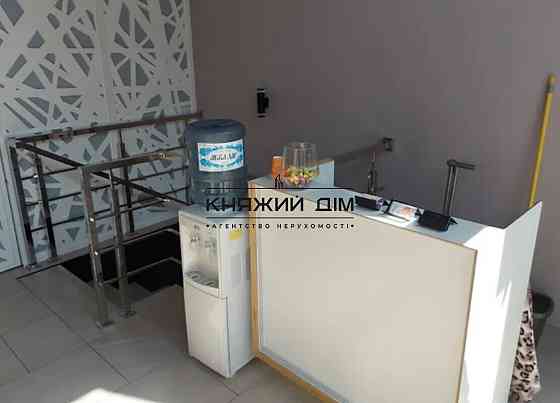 Продаж торгове приміщення на Краснозвездный просп./Лобановського просп. поверх - 1/25 Київ