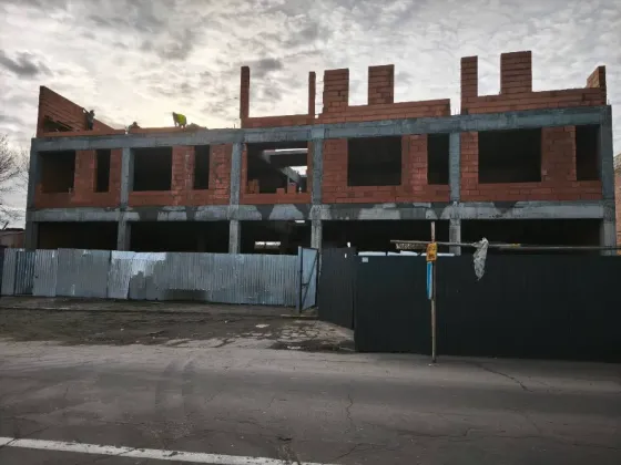 Продажа Торгово-офисный центр площадь 380 кв.м 3-й этаж на Андрія Палая 2А Ужгород