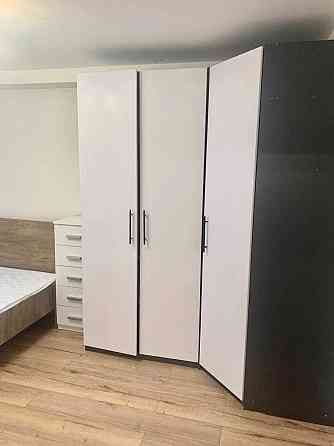 Оренда Квартира 2-кімнатна, 2/6 поверх на вул. Джона Макейна, 42 Київ