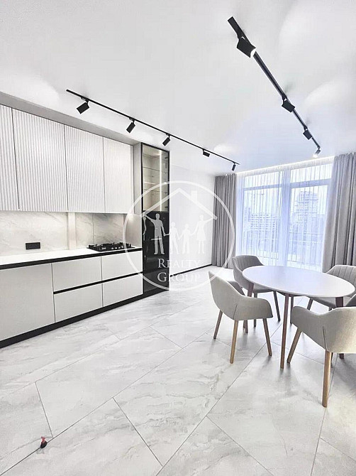 Продаж Квартира 2-кімнатна, 8/9 поверх на Навроцького, 39 L'viv - photo 1