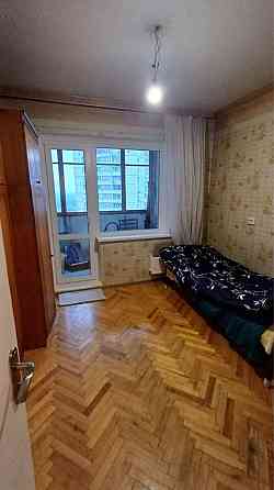 Продаж Квартира 4-кімнатна, 13/16 поверх на Градинська вул., д. 18 Київ