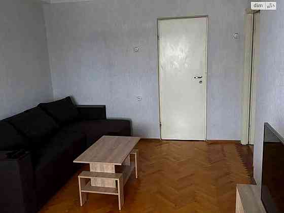 Продаж Квартира 2-кімнатна, 8/9 поверх на Миколи Міхновського вул., д. 3Б Київ