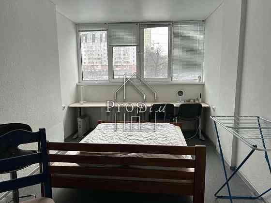 Оренда Будинок 1-кімнатний на Магістральна вул., 33 Київ