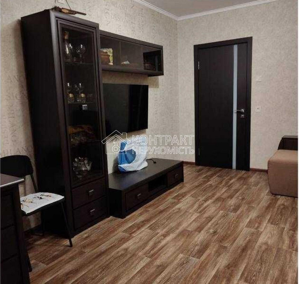 Продаж Квартира 3-кімнатна, 9/9 поверх на вул. Квартальна Pesochin - photo 1