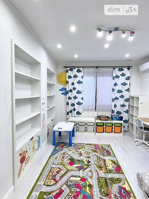 Продаж сучасного будинку в центрі міста! Uzhhorod - photo 16