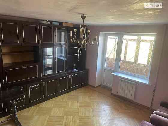 Продаж Квартира 3-кімнатна, 4/10 поверх на Пирогова Vinnytsya