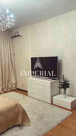 Оренда Квартира 3-кімнатна, 17/28 поверх на вул. Лесі Українки Kiev