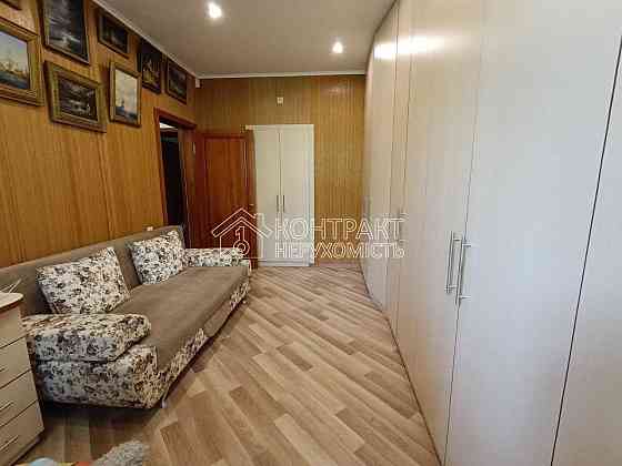 Продаж Квартира 3-кімнатна, 3/5 поверх на вул. Чичібабіна Харків