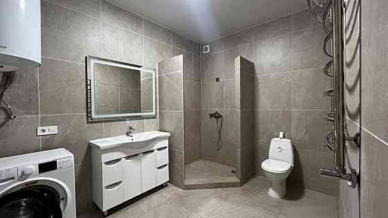 Продаж Будинок 4-кімнатний на вул. Фабрична Staryi Yarychiv