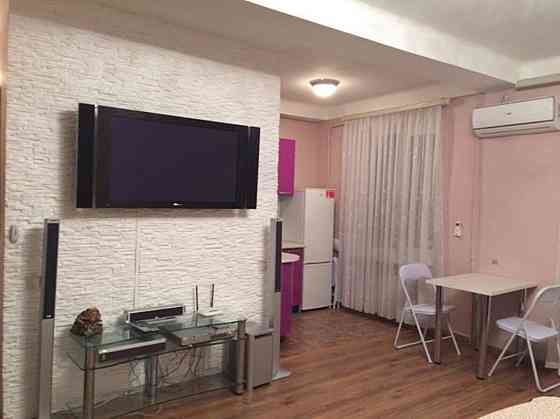 Оренда Квартира 2-кімнатна, 4/5 поверх на бул. Николая Михновского (бул. Дружбы Народов), 25 Киев