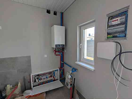 Продаж Будинок на Місячна Крихівці