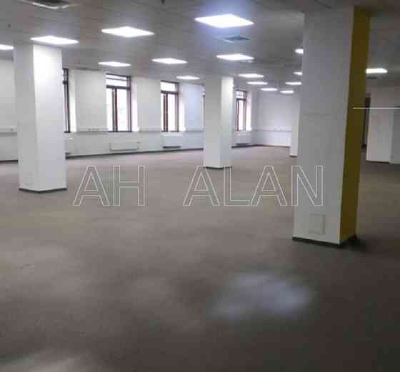 Оренда офісне приміщення на Хрещатик вул., 19 приміщень - 5, поверх - 3/4 Kiev