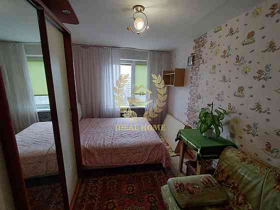 Продаж Квартира 1-кімнатна на Космонавта Поповича ул., 10А Киев