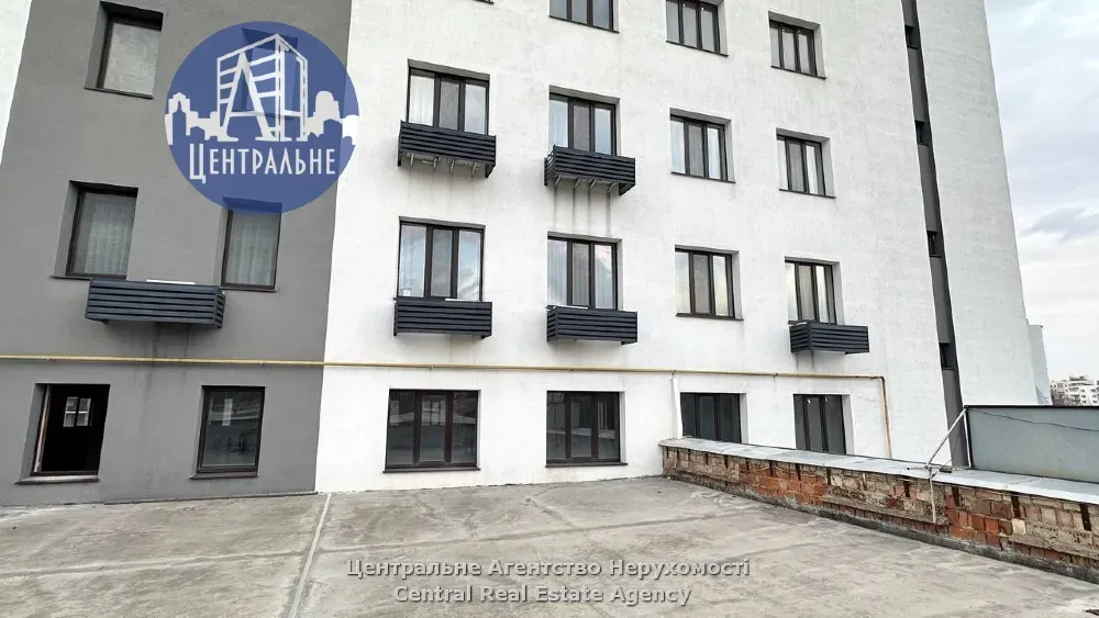 Здається Офісні приміщення площа 720 кв.м 3-й поверх Чернівці Руська 242 Чернівці - фото 2