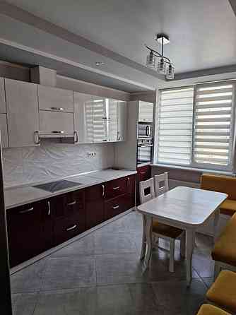 Оренда Квартира 2-кімнатна, 7/14 поверх на Юлії Здановської, 46/1 Киев