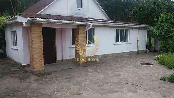 Продаж Будинок 4-кімнатний 