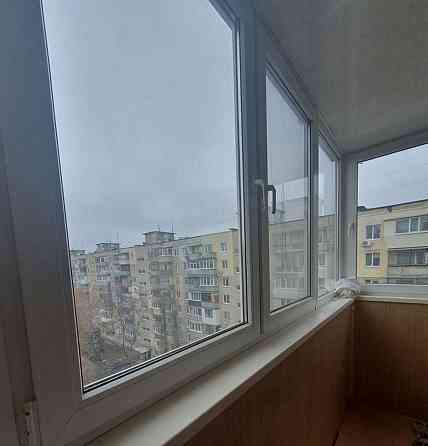 Продаж Квартира 3-кімнатна, 8/9 поверх на Калиновая ул., 71 Dnipro