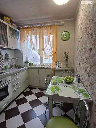 Продаж Квартира 2-кімнатна, 5/5 поверх на вул. Тракторостроителей Kharkiv