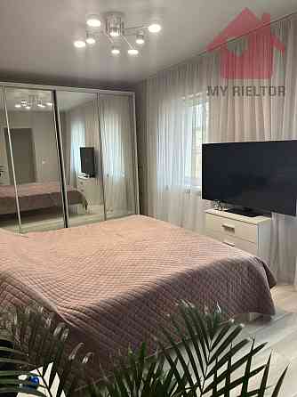 Продаж Квартира 1-кімнатна, 4/4 поверх на Тихого Ужгород