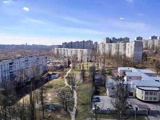 Продаж Квартира 3-кімнатна, 14/16 поверх на вул. Сонячна Харків