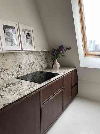 Продаж Квартира 2-кімнатна, 15/16 поверх на Березнева вул., д. 14б Киев